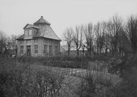 1868 Historischer "Trichter" - ein ehemaliges Gartenhaus