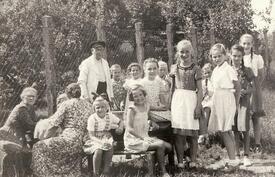 1952 Kinderfest der Schule Krummendiek
