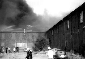 14.10.1987 Großfeuer in Wilster - Möbelhandlung Grünhagen zerstört