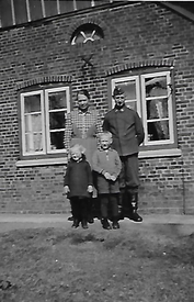 1930er Jahre - Jugend in der Wilstermarsch - Väter und andere Familienmitglieder auf Fronturlaub