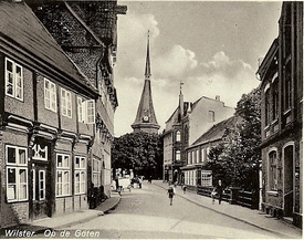 1936 Op de Göten und Kirche St. Bartholomäus zu Wilster
