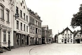 1936 Westseite des Marktplatzes in Wilster