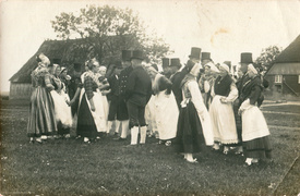 Tracht der Wilstermarsch 1920 Vorführung in Brokdorf Siethwende