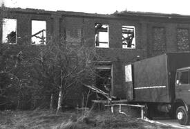 14.10.1987 Großfeuer an der Rumflether Straße in Wilster - Möbelhandlung Grünhagen zerstört