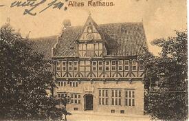 1915 Das 1585 errichtete Alte Rathaus der Stadt Wilster nach seiner in den Jahren 1914/15 erfolgten Restaurierung