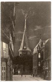 1916 brennender Kirchturm der St. Bartholomäus Kirche in der Stadt Wilster