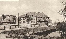1952 Schulgebäude in Wewelsfleth in der Wilstermarsch