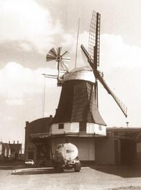 1976 Rumflether Mühle AURORA in Wilster