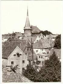 1914 Blick über den Rosengarten auf die Stadt Wilster