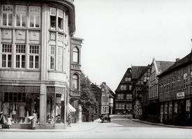 1929 Blick vom Markt in die Marktstraße - heutige Op de Göten - in der Stadt Wilster