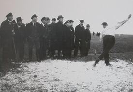 1937 Wettkampf der Boßler - Verbandsboßelfest der Wilstermarsch