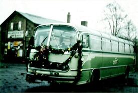 1968 Omnibus der Firma Pott vor der Eröffnungsfahrt des Stadtverkehrs Brunsbüttel
