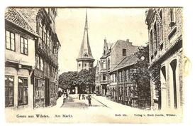 1900  Leporello 1: Op de Göten, Altes Rathaus, Markt, Kirche in der Stadt Wilster