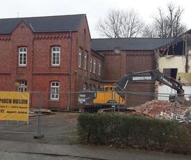 2016 Abbruch der Gebäude der ehemaligen Mittelschule Wilster