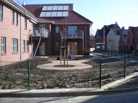 2007 Umgestaltung und Bebauung des Rosengarten in Wilster - Außenanlagen