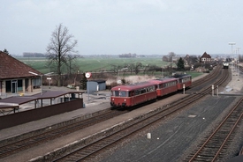 Bahnhof Wilster
Schienenbus auf der Nebenstrecke nach Brunsbüttel