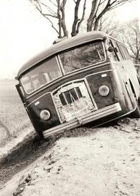 1957 verunfallter Magirus Bus der Firma Pott, Wilster