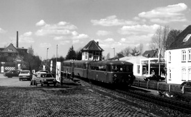 1988 Eine der letzten Fahrten des Schienenbusses auf der Strecke Wilster - Brunsbüttel