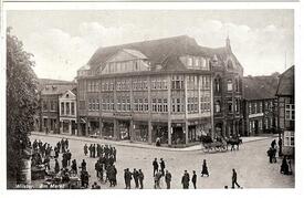 1926 Wochenmarkt auf dem Marktplatz in Wilster