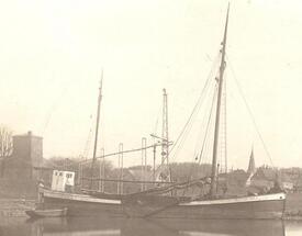 1924 Fracht-Segelschute TYRA  im St. Margarethener Hafenpriel