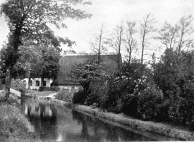 1910 Gehöft am Nortorf-Neuenhafener Kanal in der Mühlenhörn in St. Margarethen, Wilstermarsch